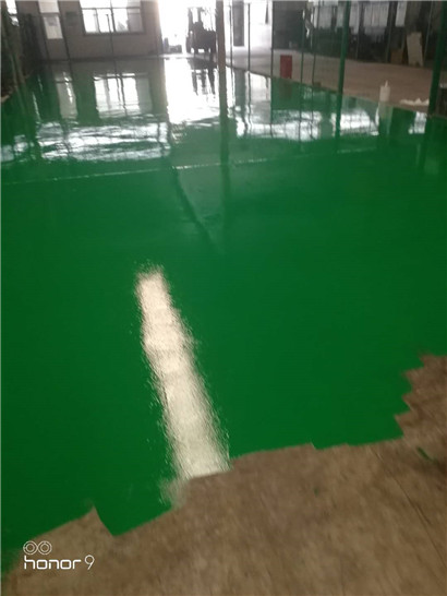 新抚下面我给你一份非常实用、地坪漆施工翻新